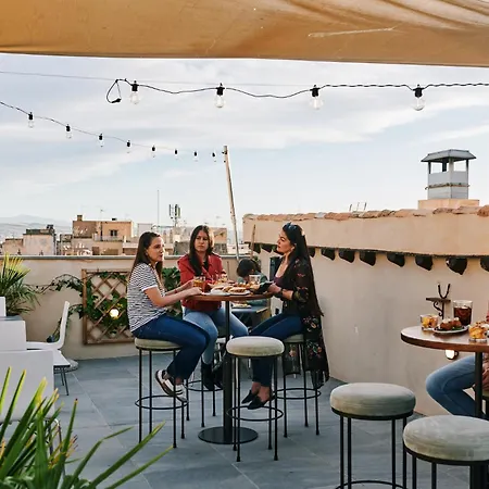 Toc אכסניה גרנדה