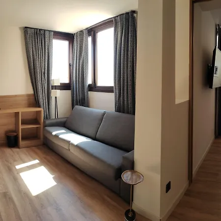 Toc Hostel